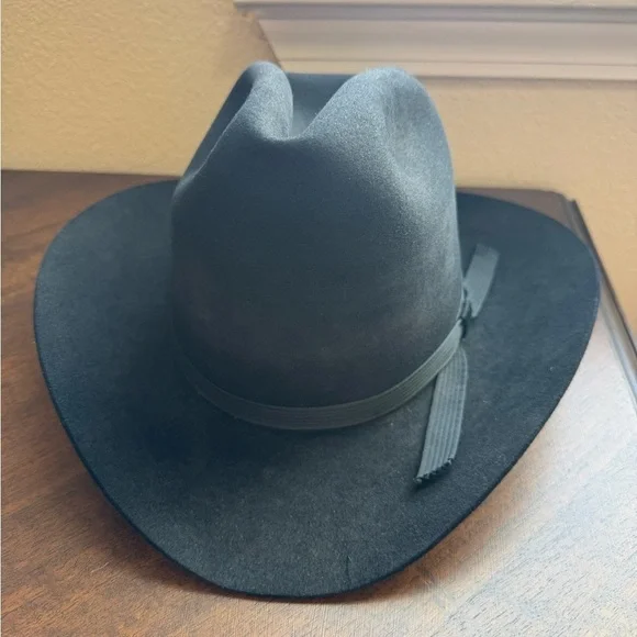 Beaver Hat Brand 7xxxxxxx